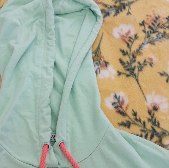 Green Apple sweater for women - Picture 6 of 6